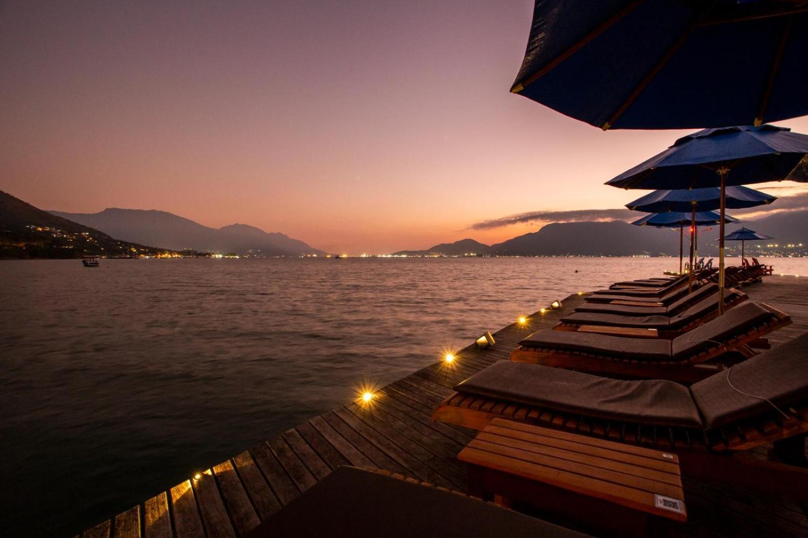 Hotel Mercedes Ilhabela Ngoại thất bức ảnh