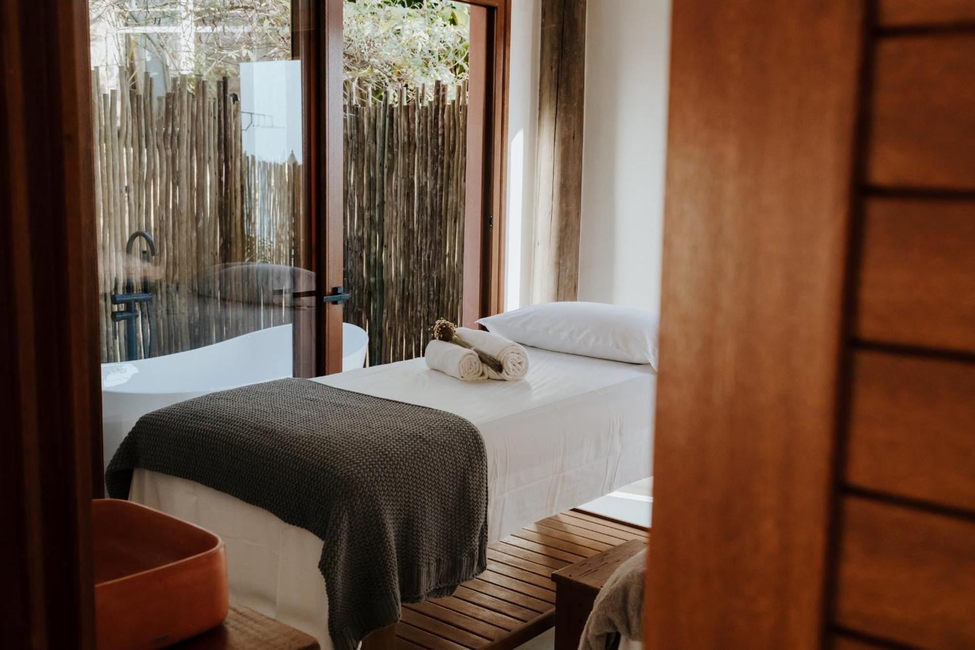 Hotel Mercedes Ilhabela Ngoại thất bức ảnh